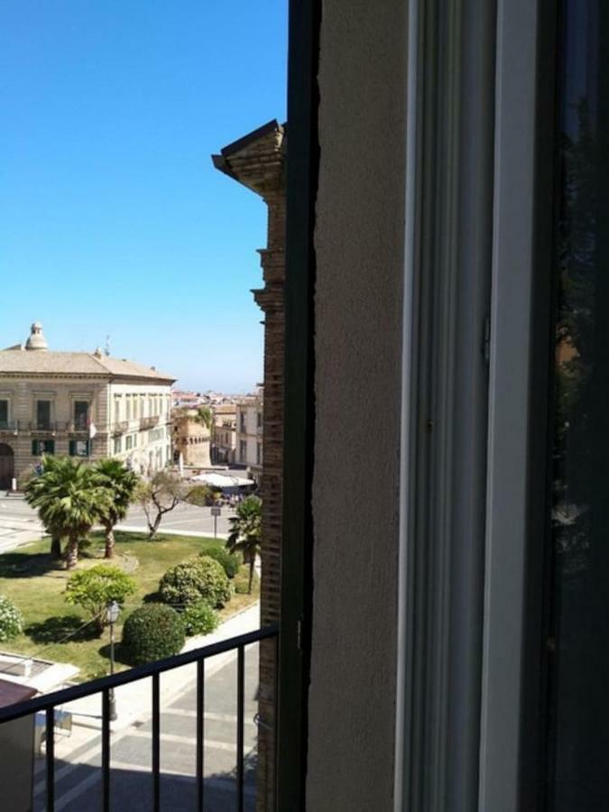La Torre Villa Vasto Exteriör bild